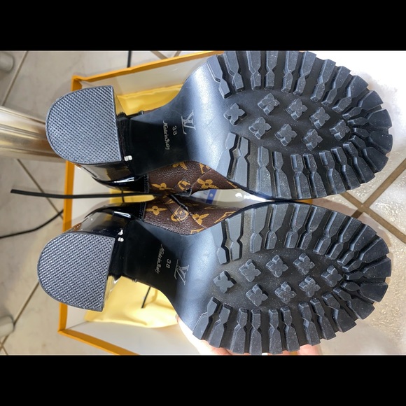 Booties - Picture 5 of 9